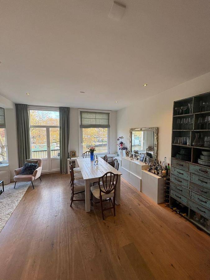 Ferienwohnung für 2 Personen, mit Balkon und Whirlpool sowie Ausblick in Anne Frank Haus - 2