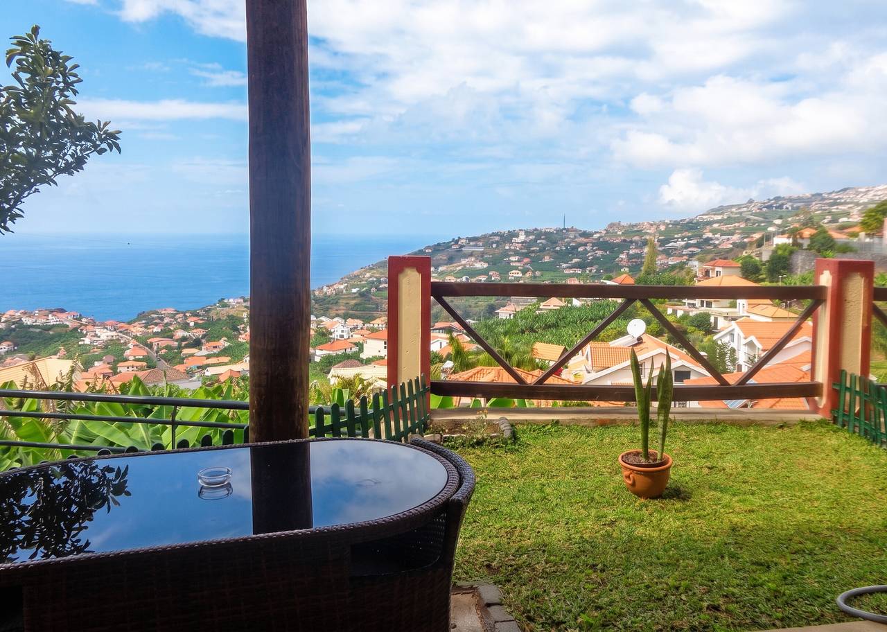 Charmantes Ferienhaus in Ponta do Sol mit privatem Pool in Pináculo, Ponta do Sol