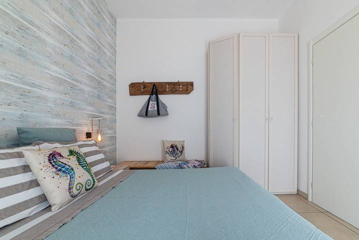 Gîte pour 6 personnes, avec terrasse, animaux acceptés à Cattolica - 4