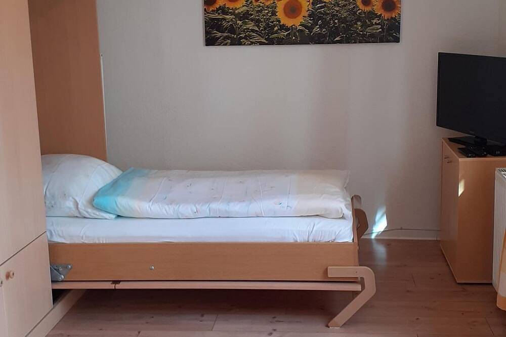 Apartamento entero, 1-room apartment (2) with laundry package - Ferienwohnung Henck in Lübeck, Bahía de Lübeck