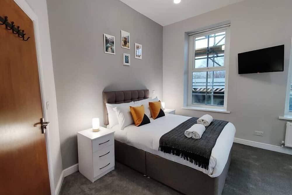 Appartamento intero, Contractor Base • Kitchen • Parking Included in Swansea, Swansea e dintorni