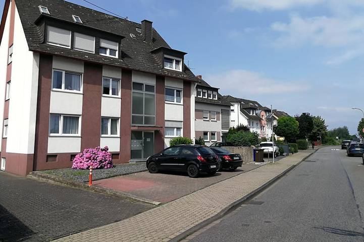 Ferienwohnung für 3 Personen, mit Balkon und Garten