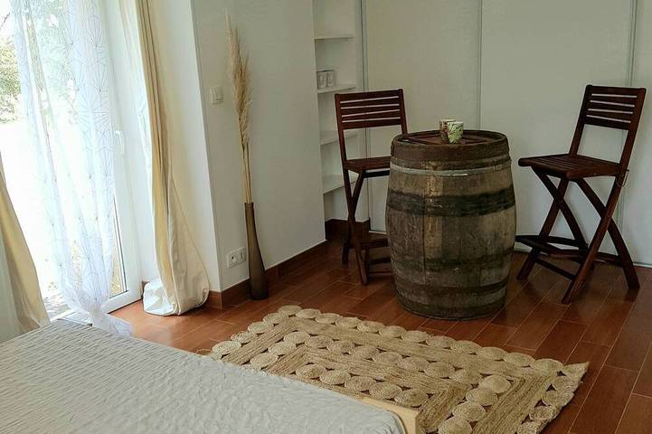 Longère (130m²)  au calme de la campagne: 5 chambres, grande cuisine, jardin. in Châteaubourg, Fougères-Vitré