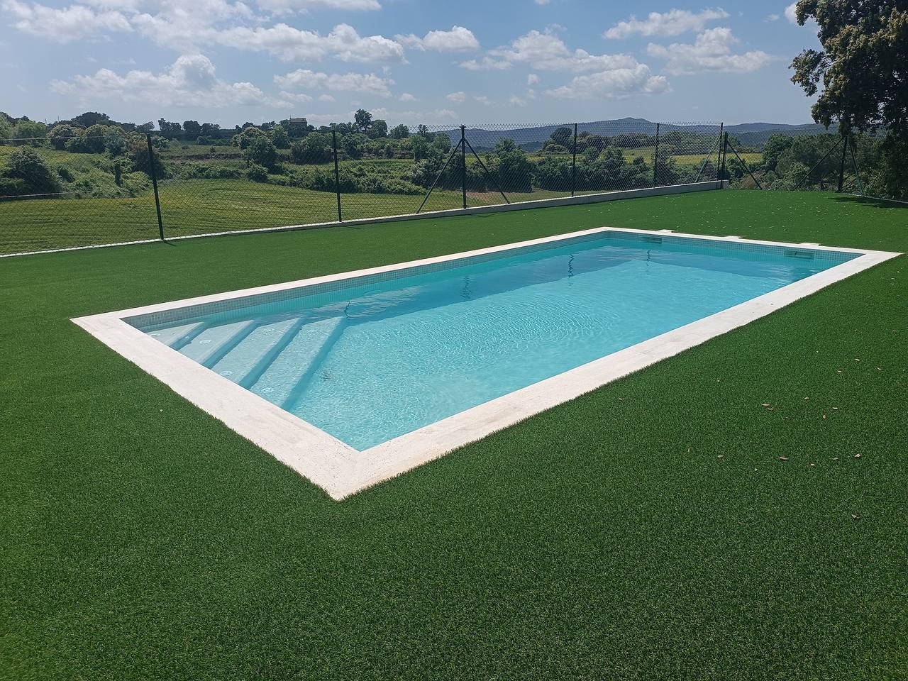 Casa rural 'Cal Trumfet' con vistas a la montaña, terraza privada y Wi-Fi in Caserras, Provincia de Barcelona