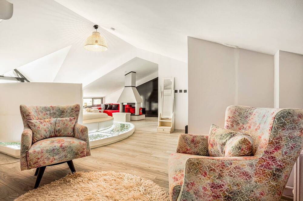 Modern Sea View Escape I Poolside Luxury Villa in Istanbul, Marmara region