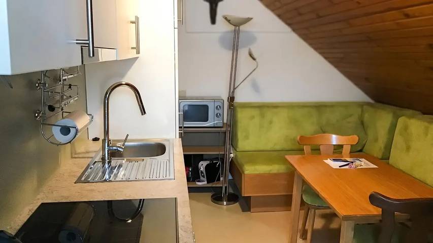 Ferienwohnung für 4 Personen, mit Balkon und Sauna sowie Garten - 1
