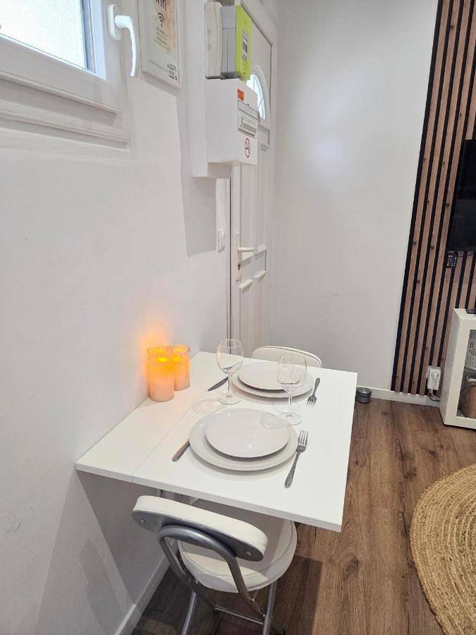 Appartement entier, One-Bedroom Apartment in Villejuif, Val-de-Marne