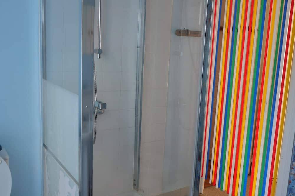 Grand Studio en Plein Centre Ville Avec Jardin in Le Pouliguen, Côte d'Amour