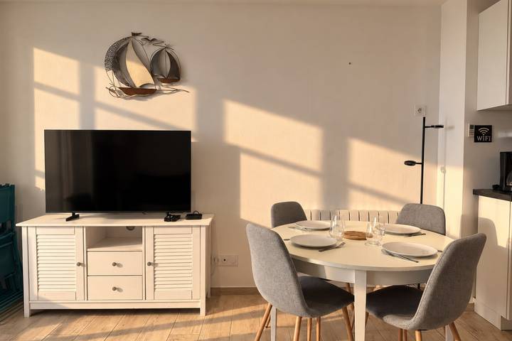 Appartement entier, La Croix du Sud: superbe appartement en duplex 2 chambres vue mer in Port Camargue, Le Grau-du-Roi