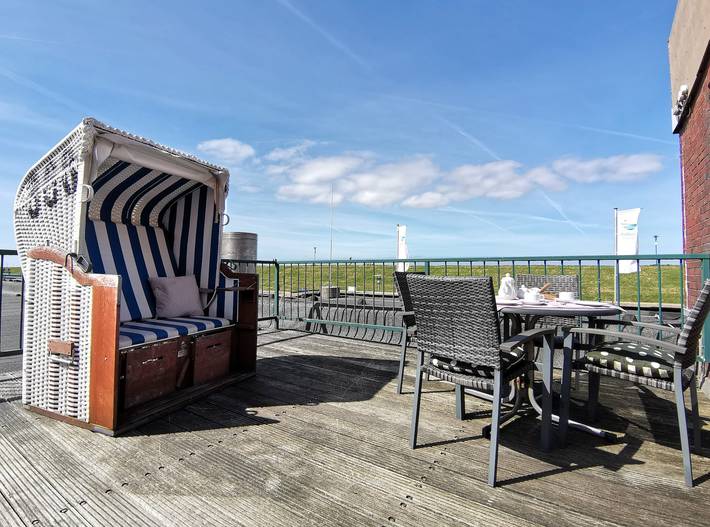 Ferienwohnung für 5 Personen, mit Balkon und Pool in Ostfriesland
