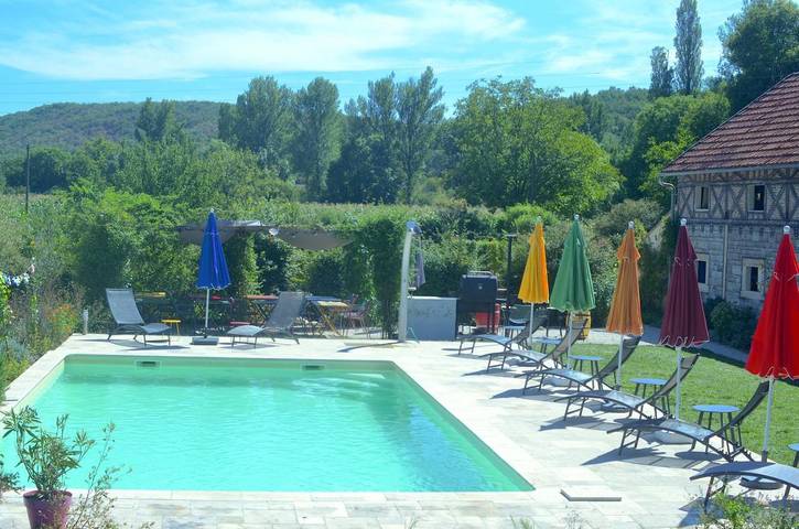 Maison de vacances pour 23 personnes, avec vue ainsi que piscine et jardin