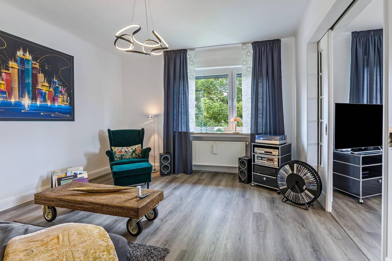 Ganze Wohnung, Arbeiten oder entspannen in Gevelsberg - 120 qm mit Klimaanlage & Balkon in Gevelsberg, Ennepe-Ruhr-Kreis