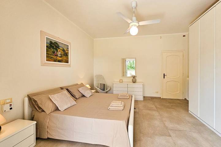 Location de vacances pour 12 personnes, avec jardin et terrasse dans Castello (Puegnago sul Garda) - 3