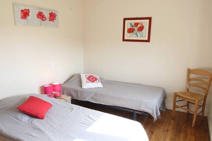 Location de vacances pour 5 personnes, avec jardin et terrasse à Plogonnec - 4