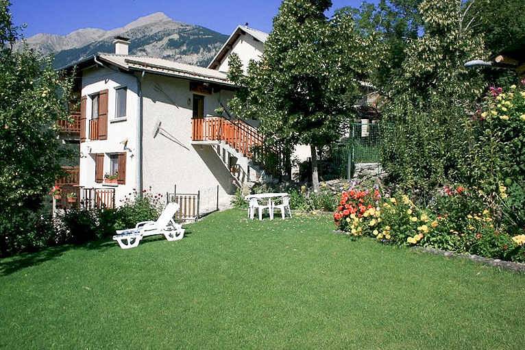 Gîte La Rouvière in Châteauroux-les-Alpes, Parc national des Écrins