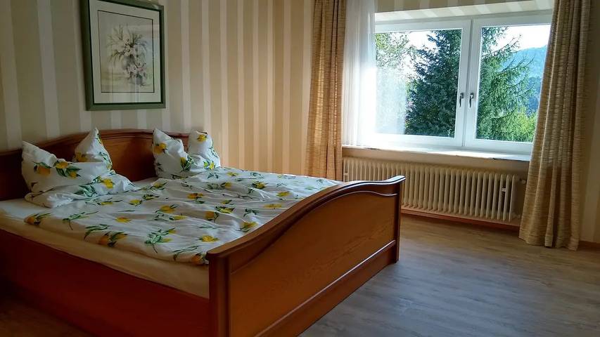 Ferienwohnung für 6 Personen, mit Garten in Annweiler - 2