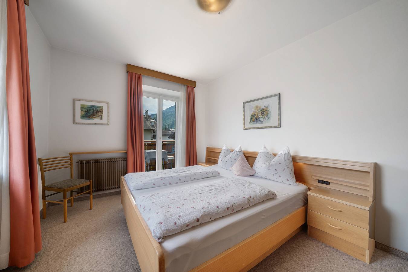 Ganze Wohnung, Ferienwohnung 'Rosalie 6' mit Bergblick, Gemeinschaftspool und Wi-Fi in Niederlana, Lana