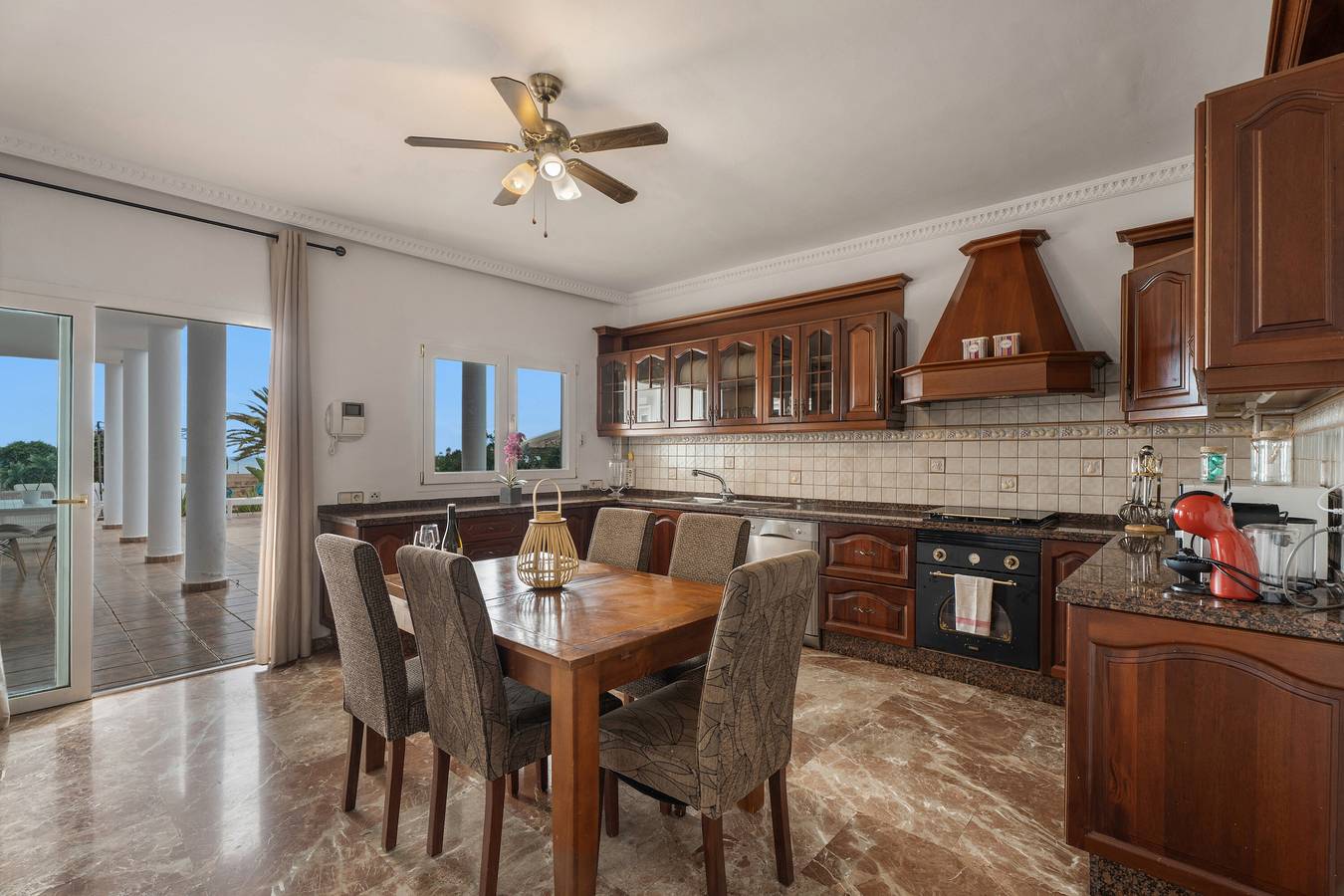 Ferienvilla 'Luxury El Mirador' mit Meerblick, privatem Pool und Wlan in Playa Paraíso, Adeje