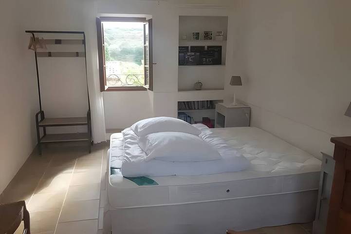 Location de vacances pour 15 personnes, avec terrasse et jardin à Courry - 2