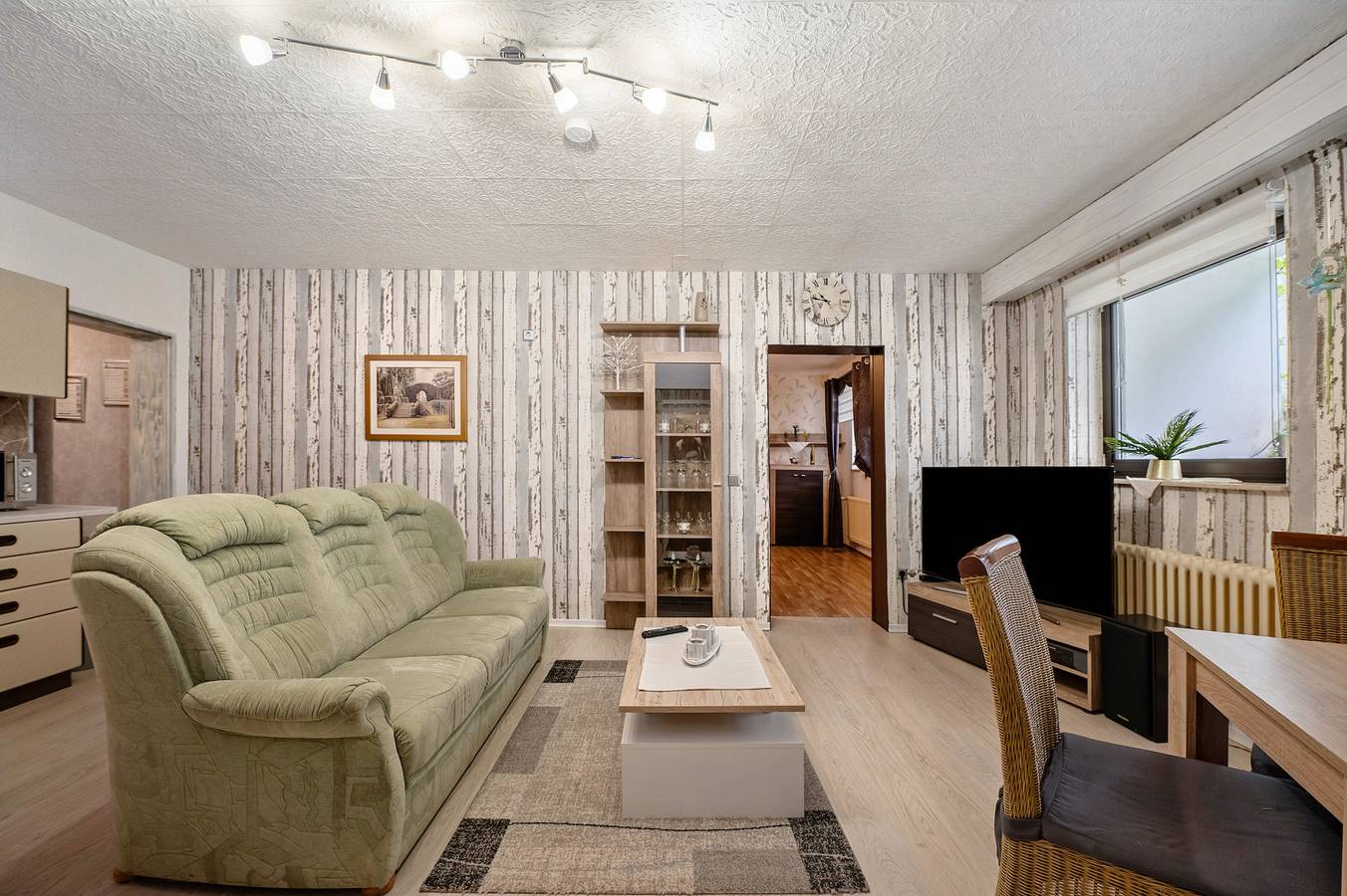 Ganze Wohnung, Ferienwohnung "Pesch" mit Gemeinschaftsterrasse und Wlan in Nettersheim, Naturpark Hohes Venn-Eifel