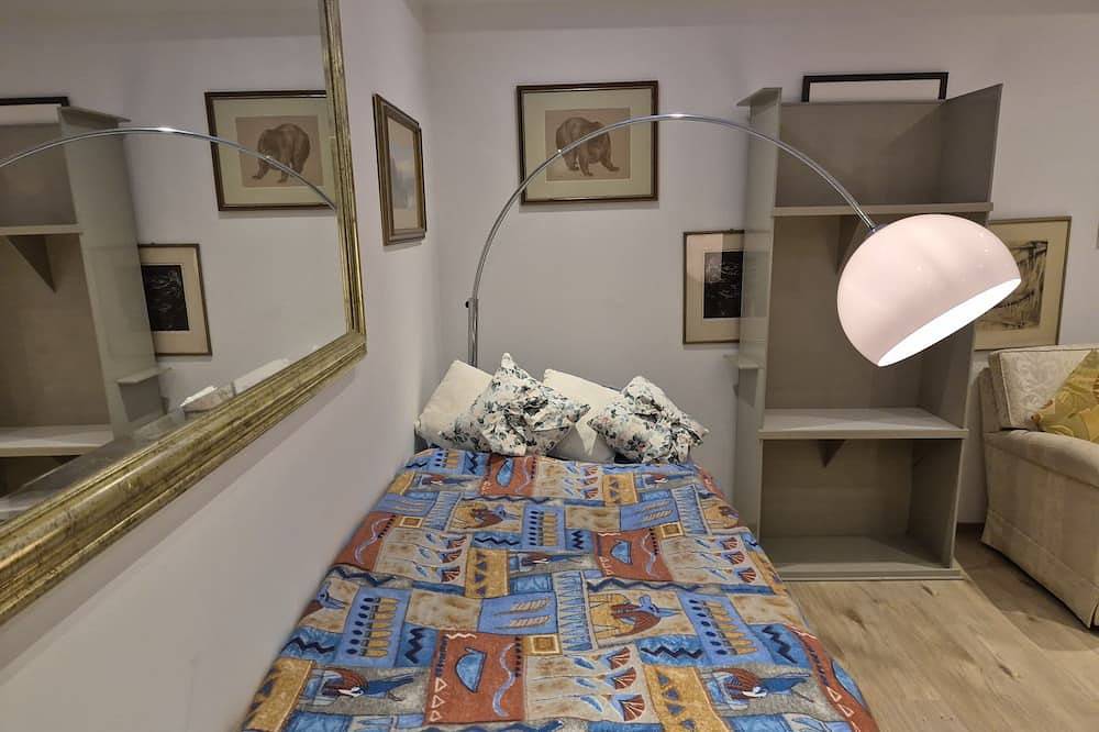 Ganze Wohnung, Budget-Wohnung mit künstlerischem Flair in Wuppertal, Bergisches Land