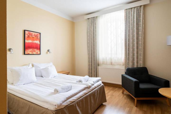 Hotel para 2 personas - 1