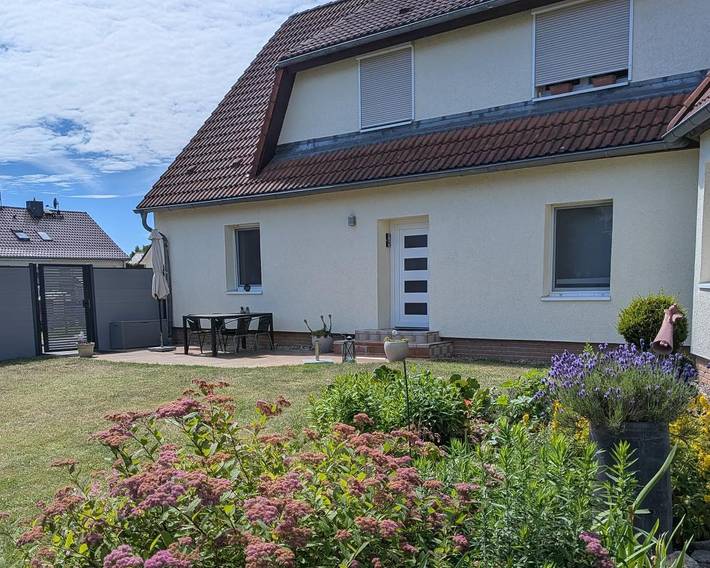 Ganze Wohnung, Großzügige Ferienwohnung mit viel Platz zwischen Tollenseesee und Müritz in Hohenzieritz, Mecklenburg-Strelitz