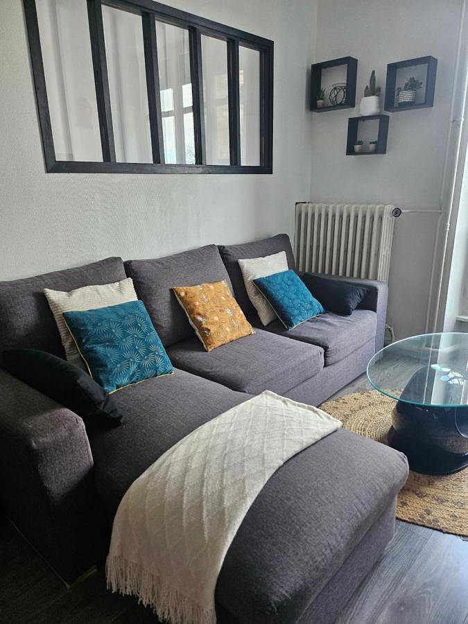 Gîte pour 4 personnes, avec vue, animaux acceptés dans Office De Tourisme De Royat Chamalieres - 4