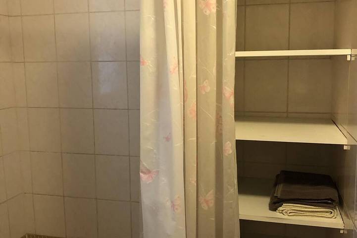 Gîte pour 4 personnes, avec jardin ainsi que piscine et terrasse à Le Puy-Sainte-Réparade - 4