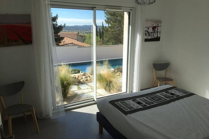 Location de vacances pour 10 personnes, avec Terrasse et Jardin à Pertuis - 2