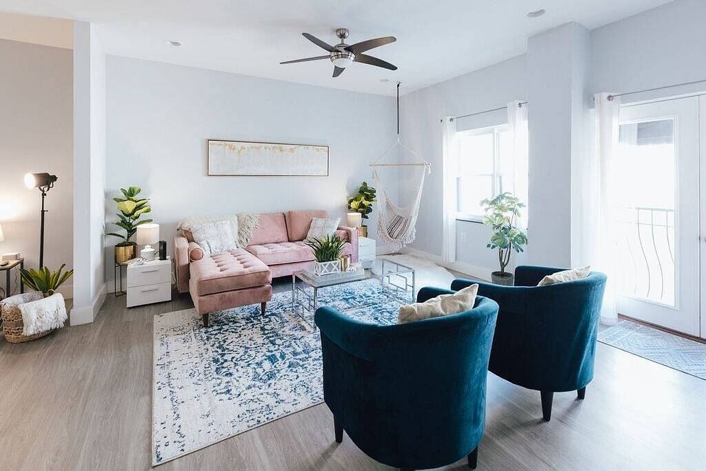 Ganze Wohnung, Sanctuary Co Loft in Downtown Johnson City in Johnson City, Blue Ridge Mountains