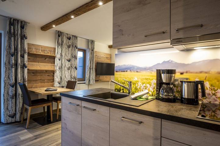 Ferienwohnung für 2 Personen, mit Balkon und Whirlpool sowie Garten und Sauna in Oberstdorf - 4