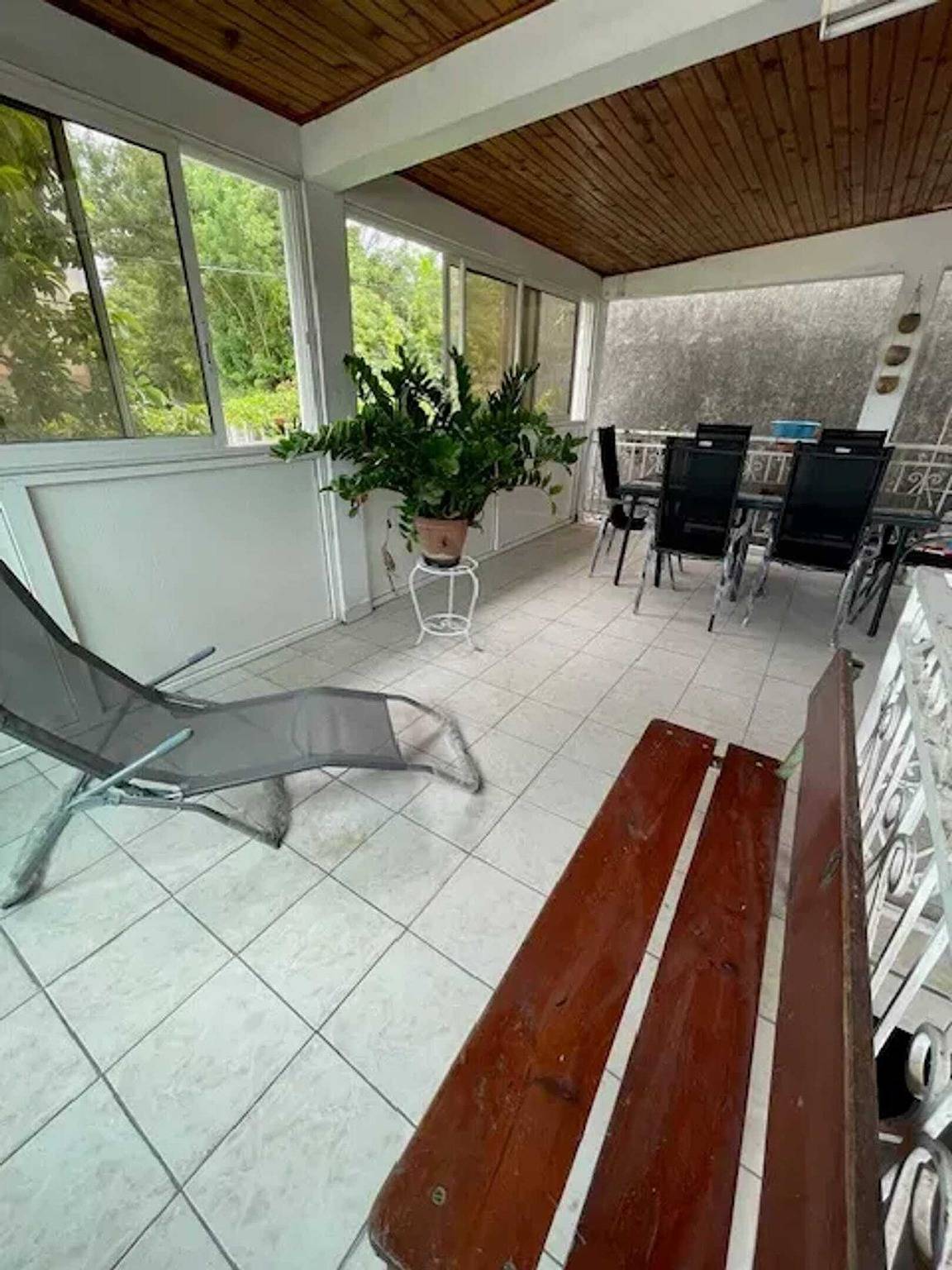 Ganze Wohnung, Gemütliche Wohnung in Fort-de-France mit 92 m² in Martinique