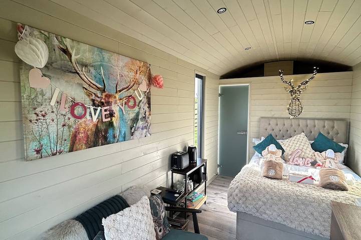 Glamping for 2 people in Forest of Bowland