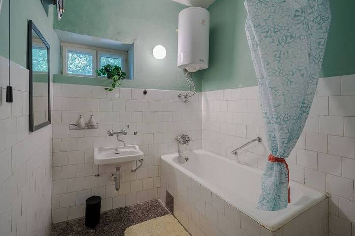 Enjoyable estate in charming Ilok  with Danube views, wine and experiences in Vukovar-Srijem