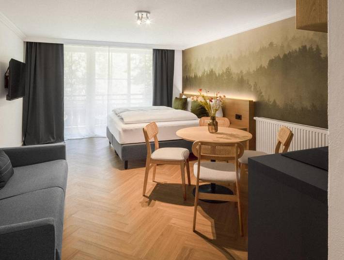 Hotel für 6 Personen, mit Balkon und Terrasse sowie Garten und Sauna in Unterjoch - 2