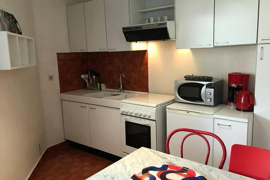 Appartement entier, Chez Jacques - terrasse avec vue lac et montagne in Annecy-le-Vieux, Annecy (commune)