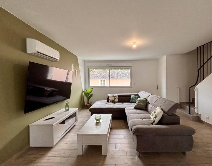 Location de vacances pour 8 personnes, avec terrasse à Clermont-Créans - 2