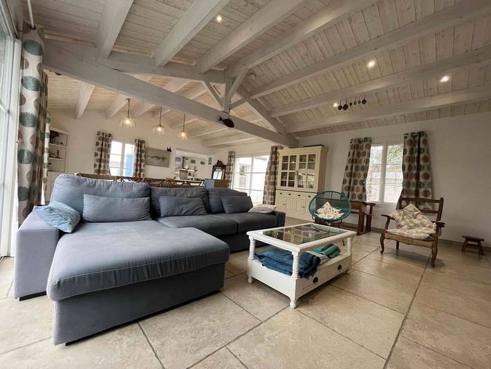 Villa de 3 dormitorios con piscina y jardín cerrado, cerca del mar in Saint-Denis-d'Oléron, Côte de Beauté