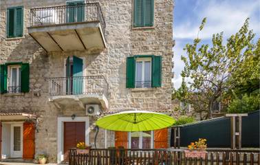 Cottage pour 2 personnes, avec terrasse dans Parc naturel régional de Corse
