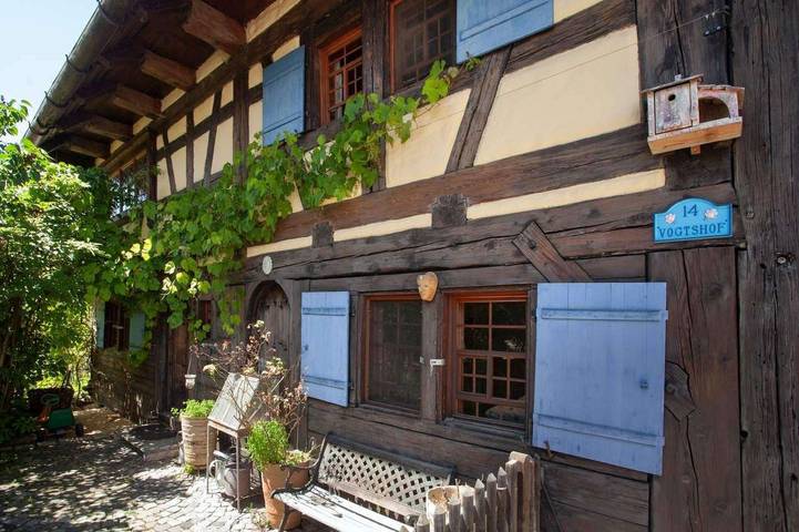Ferienhaus für 14 Personen, mit Balkon/Terrasse und Terrasse sowie Garten in Rottweil