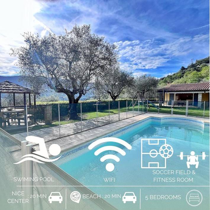 Location de vacances pour 19 personnes, avec vue ainsi que terrasse et piscine à Contes