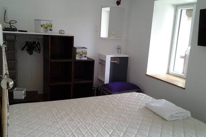 Location de vacances pour 5 personnes, avec balcon et jardin à Louvie-Juzon - 2