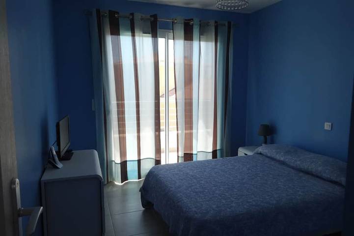 Location de vacances pour 6 personnes, avec jardin ainsi que terrasse et piscine dans Folelli - 3