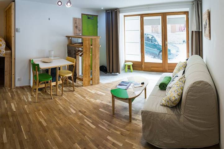 Location de vacances pour 4 personnes, avec terrasse à Villar-d'Arêne