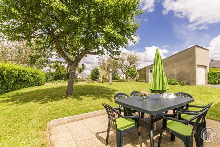 Gîte pour 4 personnes, avec terrasse et jardin
