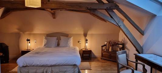 Chambre d’hôte pour 2 personnes, avec jardin et terrasse à Montsûrs