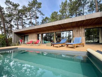 Villa pour 6 personnes, avec vue ainsi que terrasse et piscine, animaux acceptés à Hossegor