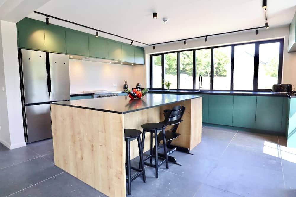 Ferme Valentour 24 beds, ideal for families and corporate seminars. in Gesves, Region Namur