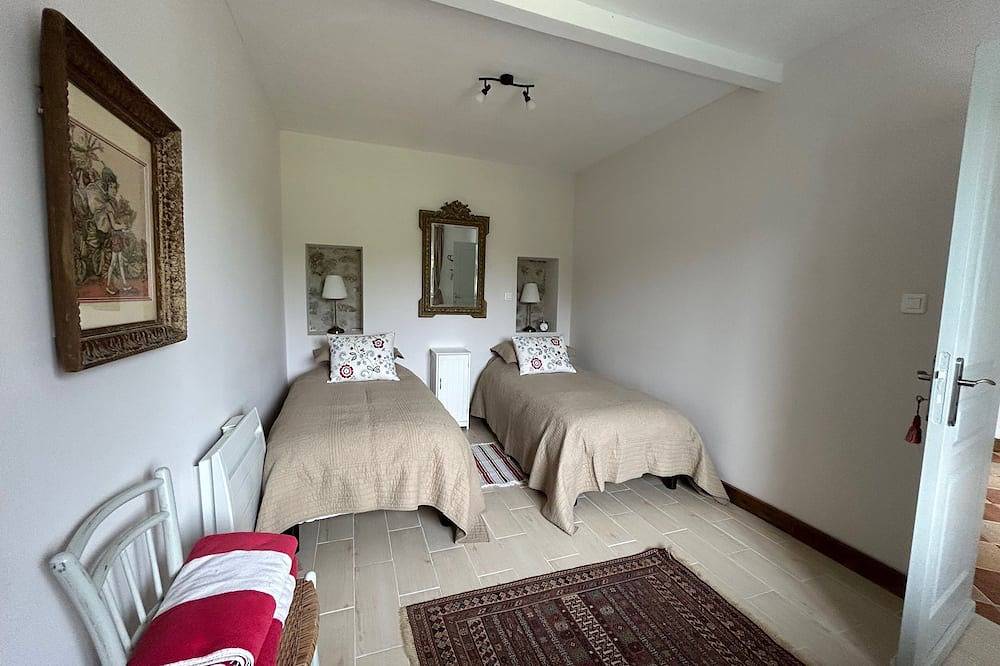 Charmante location de vacances de 2 chambres à la campagne française in Saint-Jean-de-Duras, Région de Marmande